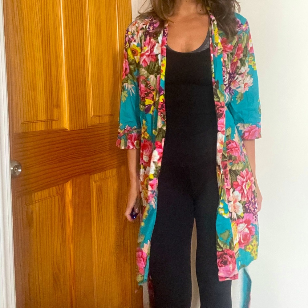 Robe / Kimono View 2